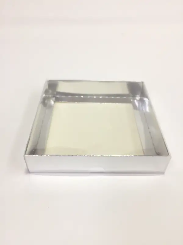 15x15x3 Gümüş Altı Kartonlu Asetat Kutu