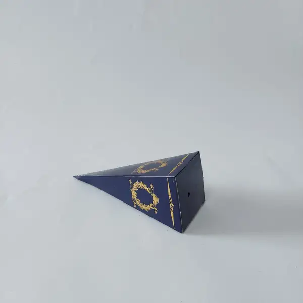 15X4 Lacivert Altın Yaldızlı Külah