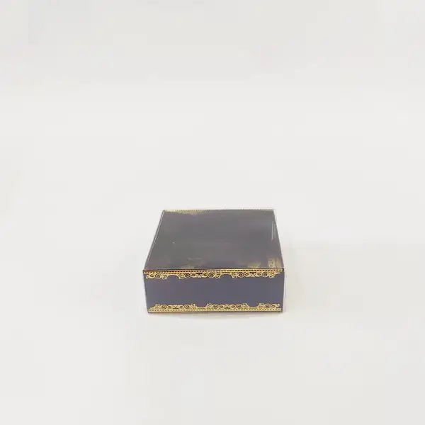 8x8x3 Altın Yaldızlı Lacivert Altı Kartonlu Asetat Kutu