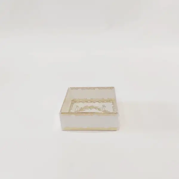 8x8x3 Altın Yaldızlı Beyaz Altı Kartonlu Asetat Kutu