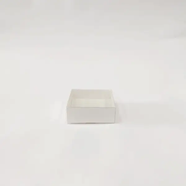 8x8x3 Beyaz Altı Kartonlu Asetat Altı Kartonlu Asetat Kutu