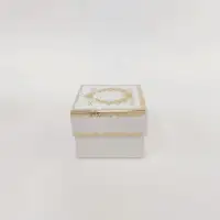 8x8x6 Altın Yaldızlı Beyaz Kutu - Görsel 1