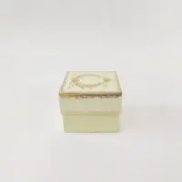 8x8x6 Altın Yaldızlı Krem Kutu - Görsel 1