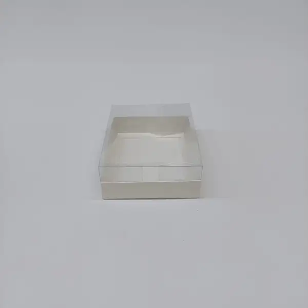 15x12x5 Beyaz Altı Kartonlu Asetat Kutu