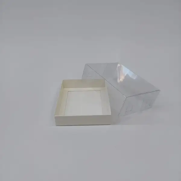 15x12x5 Beyaz Altı Kartonlu Asetat Kutu