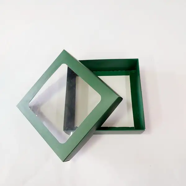 15x15x5 Pencereli Yeşil Kutu