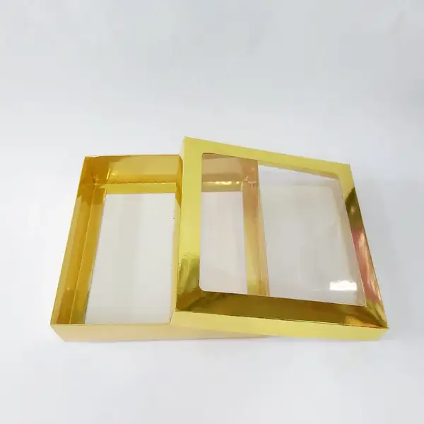 20x20x5 Pencereli Altın Kutu