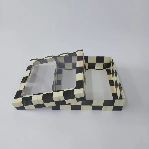 20x20x5 Pencereli Dama Kutu