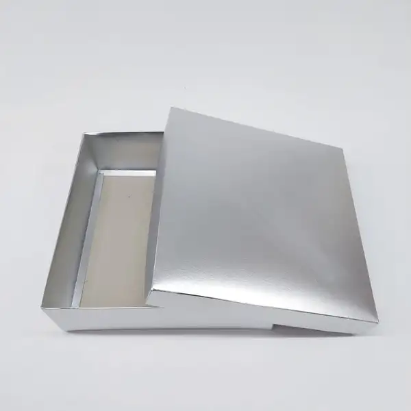 26x26x9 Komple Gümüş Kutu