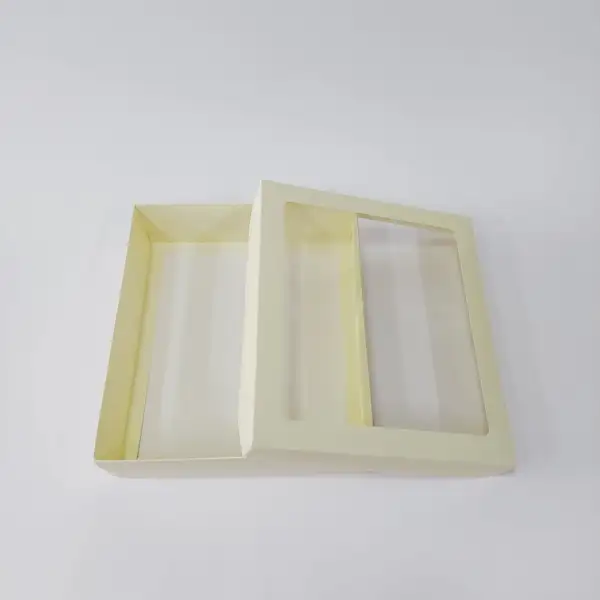 23x20x6 Pencereli Krem Kutu