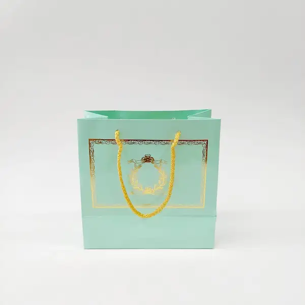 20x20x10 Mint Yeşili Altın Yaldızlı Karton Çanta