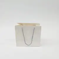 18x15x7 Beyaz Gümüş Yaldızlı Karton Çanta - Görsel 1