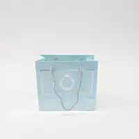 18x15x7 Mavi Gümüş Yaldızlı Karton Çanta - Görsel 1